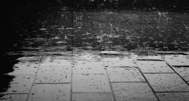 rain-122691_1920 Tripping accident compensation claims